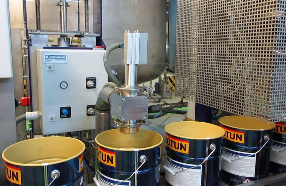 Applications-of-Liquid-Filling-Machine-in-the-Paint-Industry