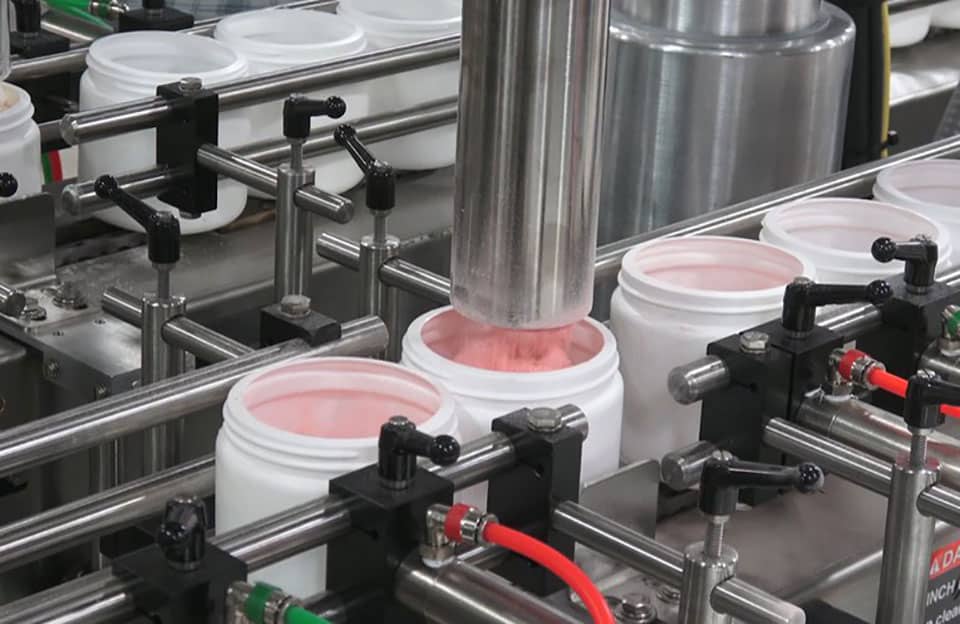 Applications-of-Powder-Filling-Machines-in-the-Food-Industry