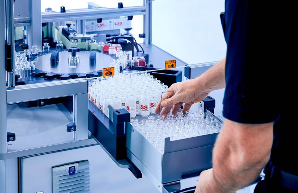 Practical Application of Labeling Machine in Pharmaceutical Industry